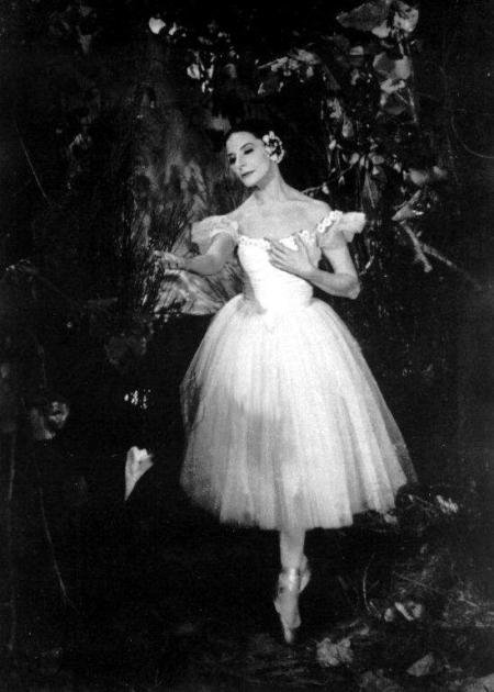 alicia_alonso_ballet_giselle.jpg